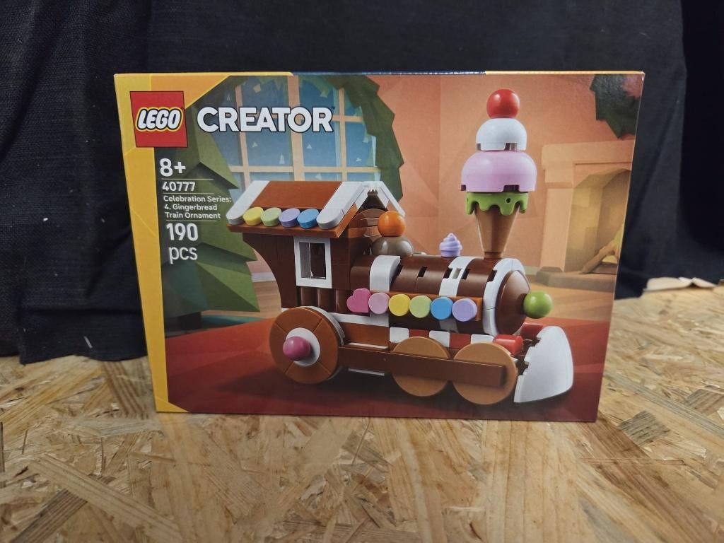 LEGO Celebration Series: Gingerbread Train Ornament set., Kinderen en Baby's, Speelgoed | Duplo en Lego, Lego, Nieuw, Ophalen of Verzenden