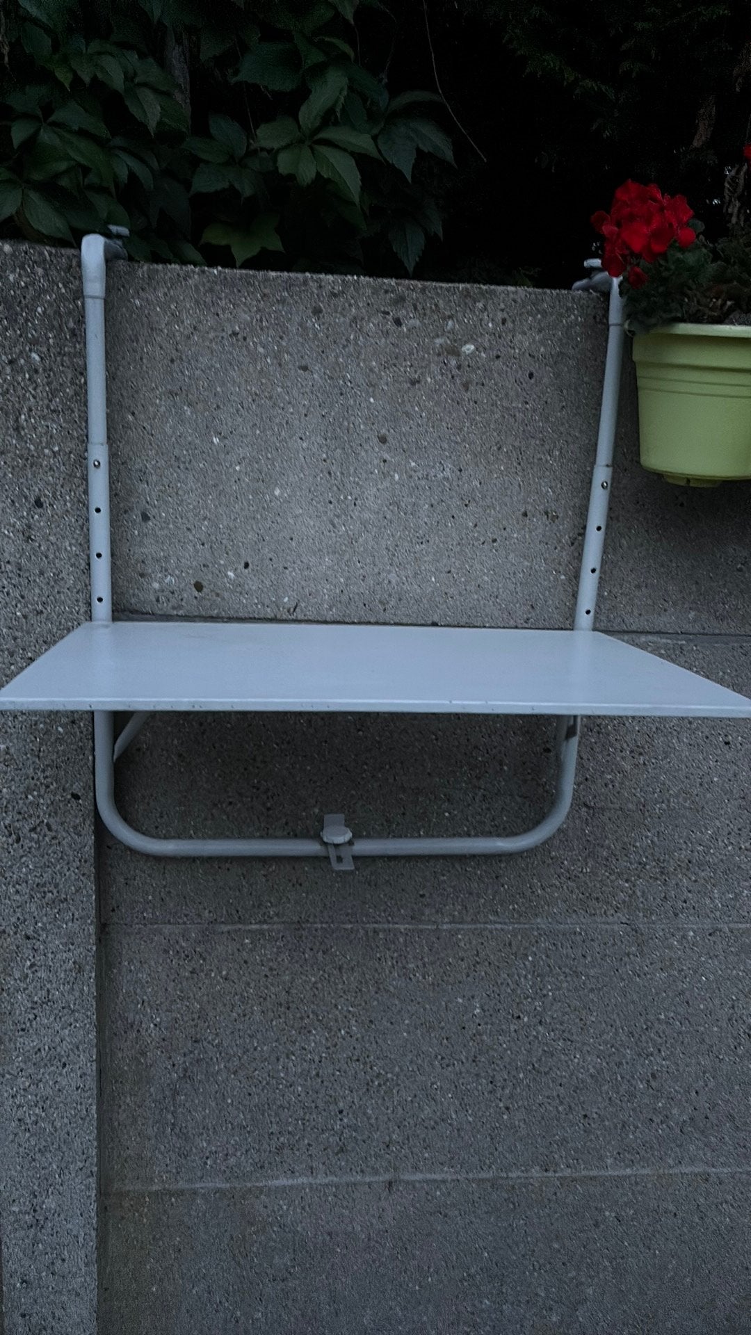 Metal terrace balcony foldable table grey Jysk, Enlèvement, Comme neuf