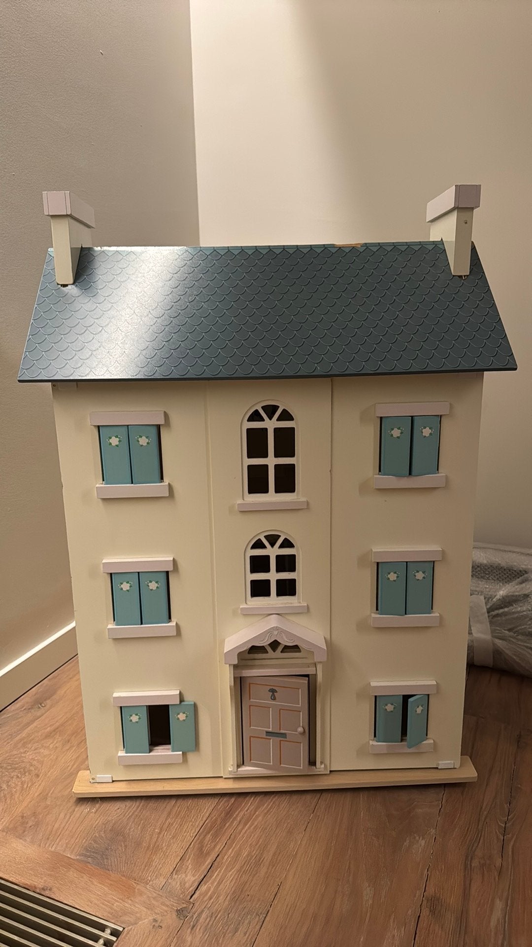 Groot klassiek houten Poppenhuis, Ophalen, Gebruikt, Poppenhuis
