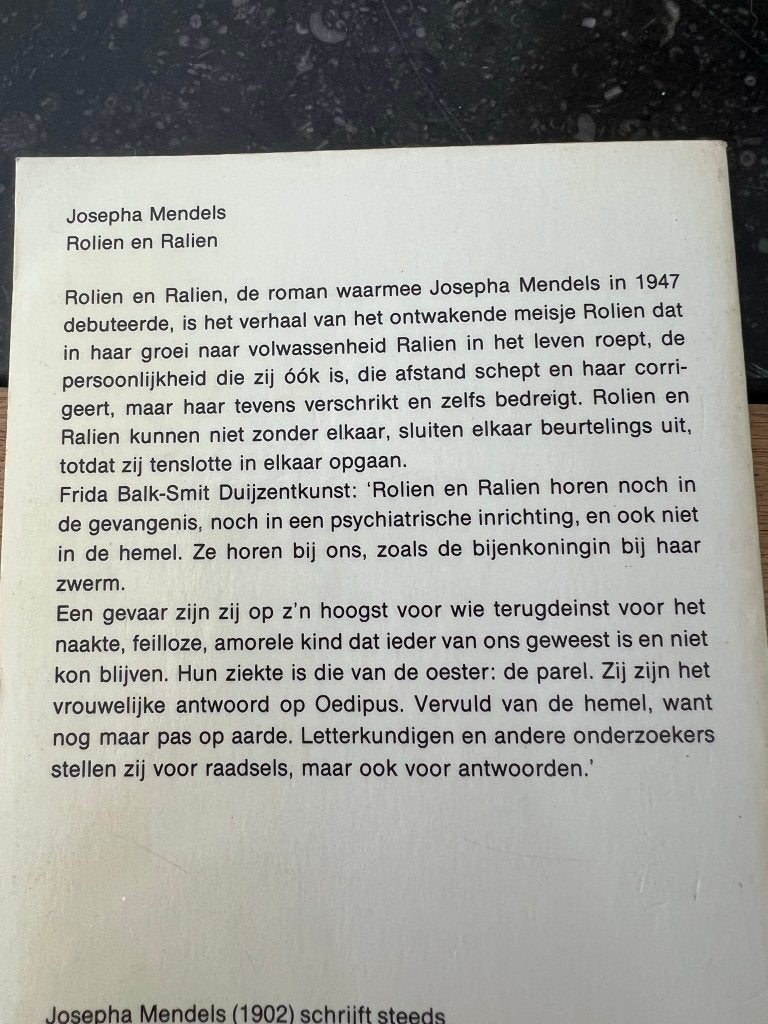 2 boekjes van Salamnder: Jeroen Brouwers / Josepha Mendels, Boeken, Ophalen of Verzenden, Zo goed als nieuw, Nederland