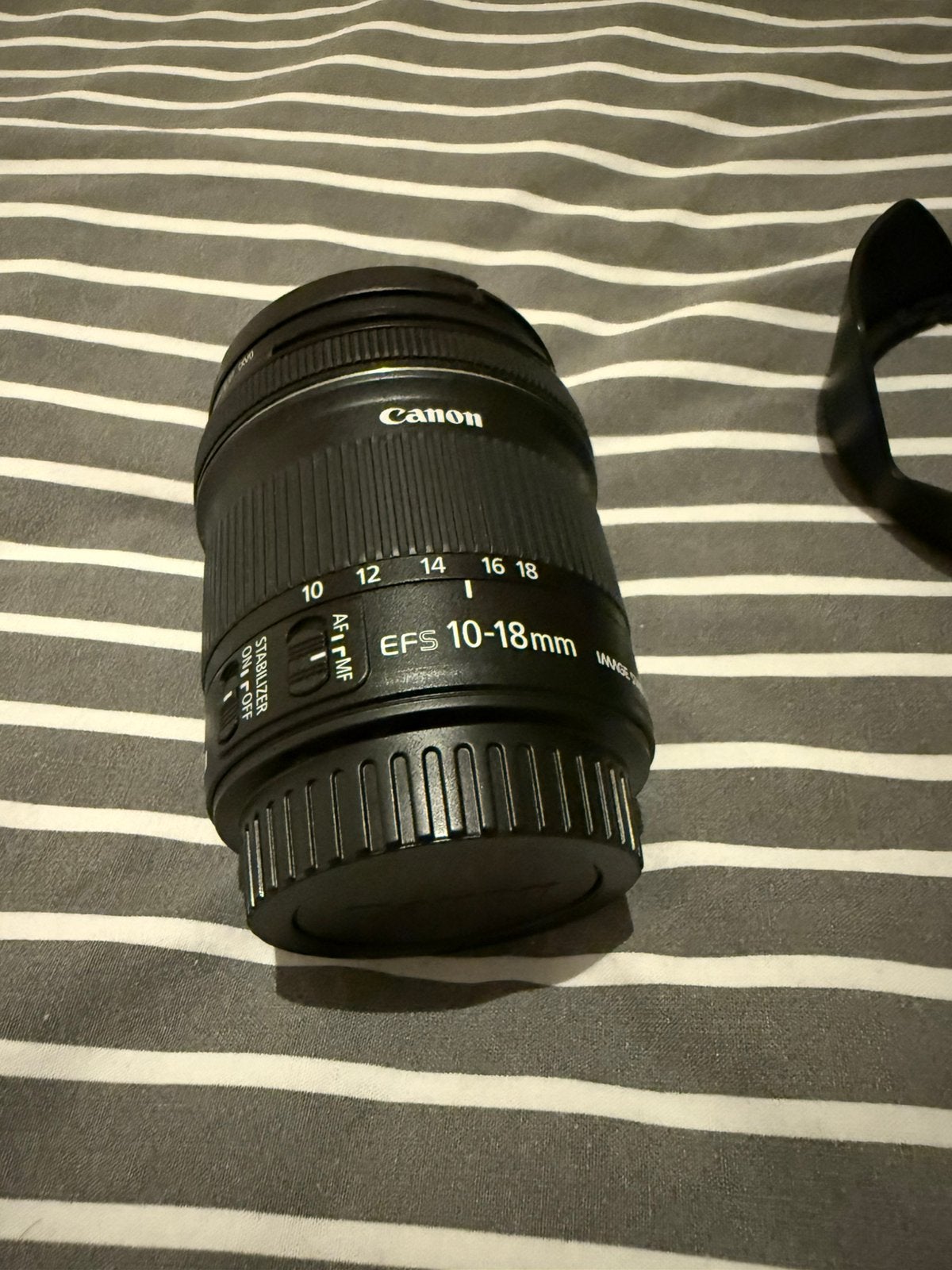 Canon EF-S 10-18 mm als nieuw, Audio, Tv en Foto, Foto | Lenzen en Objectieven, Ophalen of Verzenden, Zo goed als nieuw