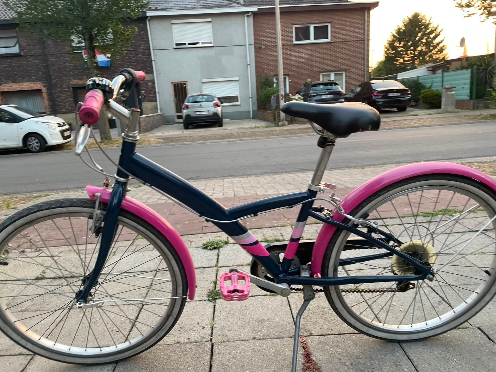 Btwin meijsje fiets, Fietsen en Brommers, Fietsen | Kinderfietsjes, Ophalen, 20 inch of meer, Gebruikt, Velgrem