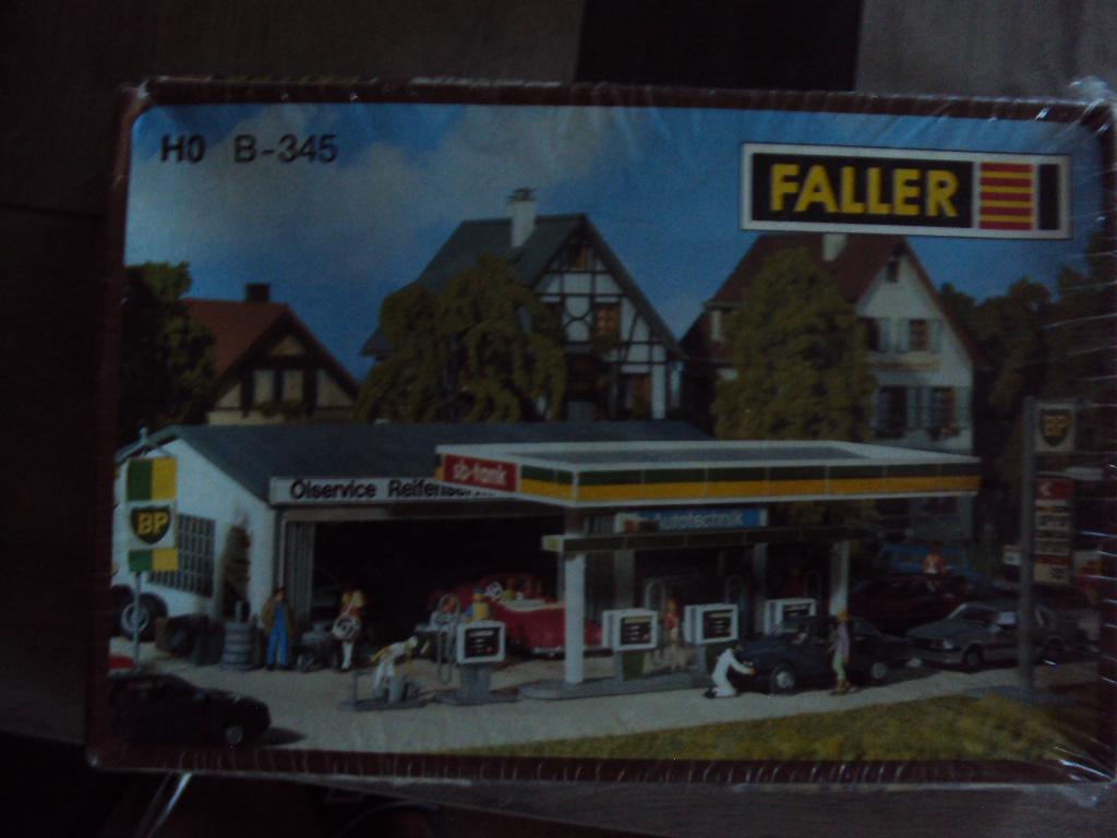 faller H0 tankstation carwash met aandrijving motor  ovpk, Ophalen of Verzenden, Nieuw, Brug, Tunnel of Gebouw, Overige merken