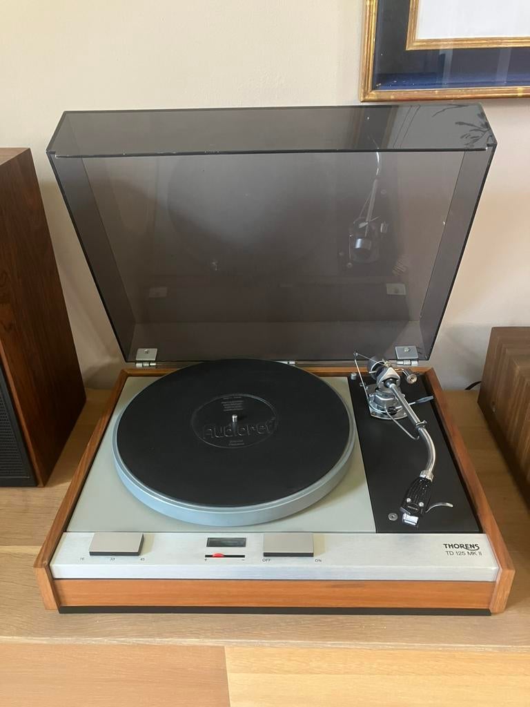 Thorens TD125 mk2 + Shure V15 + SME, Enlèvement, Comme neuf, Thorens