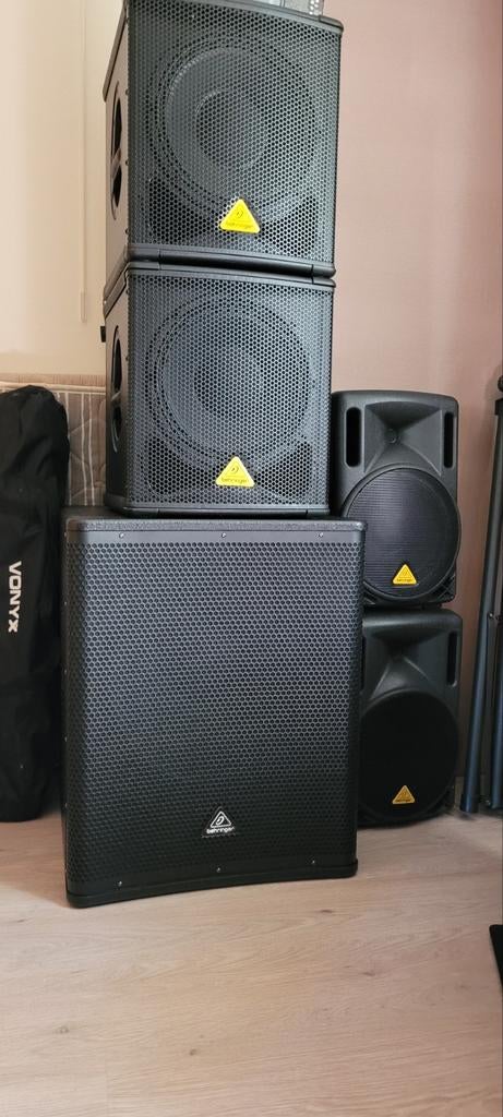 Behringer speakerset, Ophalen