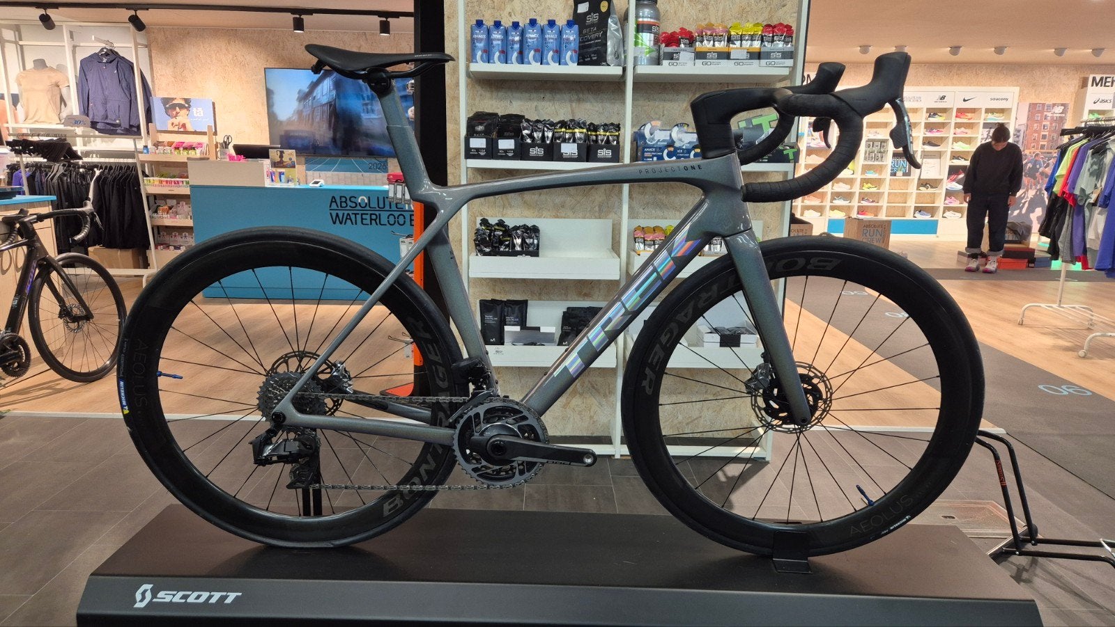 Trek Madone slr 9 axs - Taille ML, Enlèvement, Comme neuf