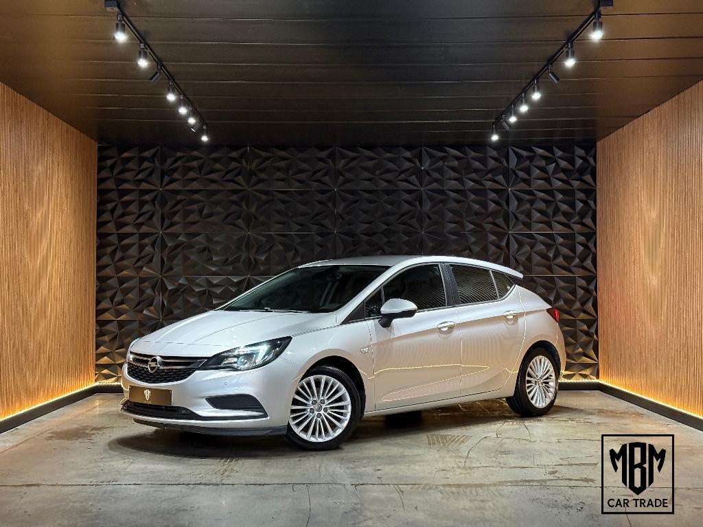 ✅ Opel Astra 1.4 Edition GARANTIE Navi Trekhaak Cruise C PDC, Stof, Electronic Stability Program (ESP), 4 cilinders, Bedrijf