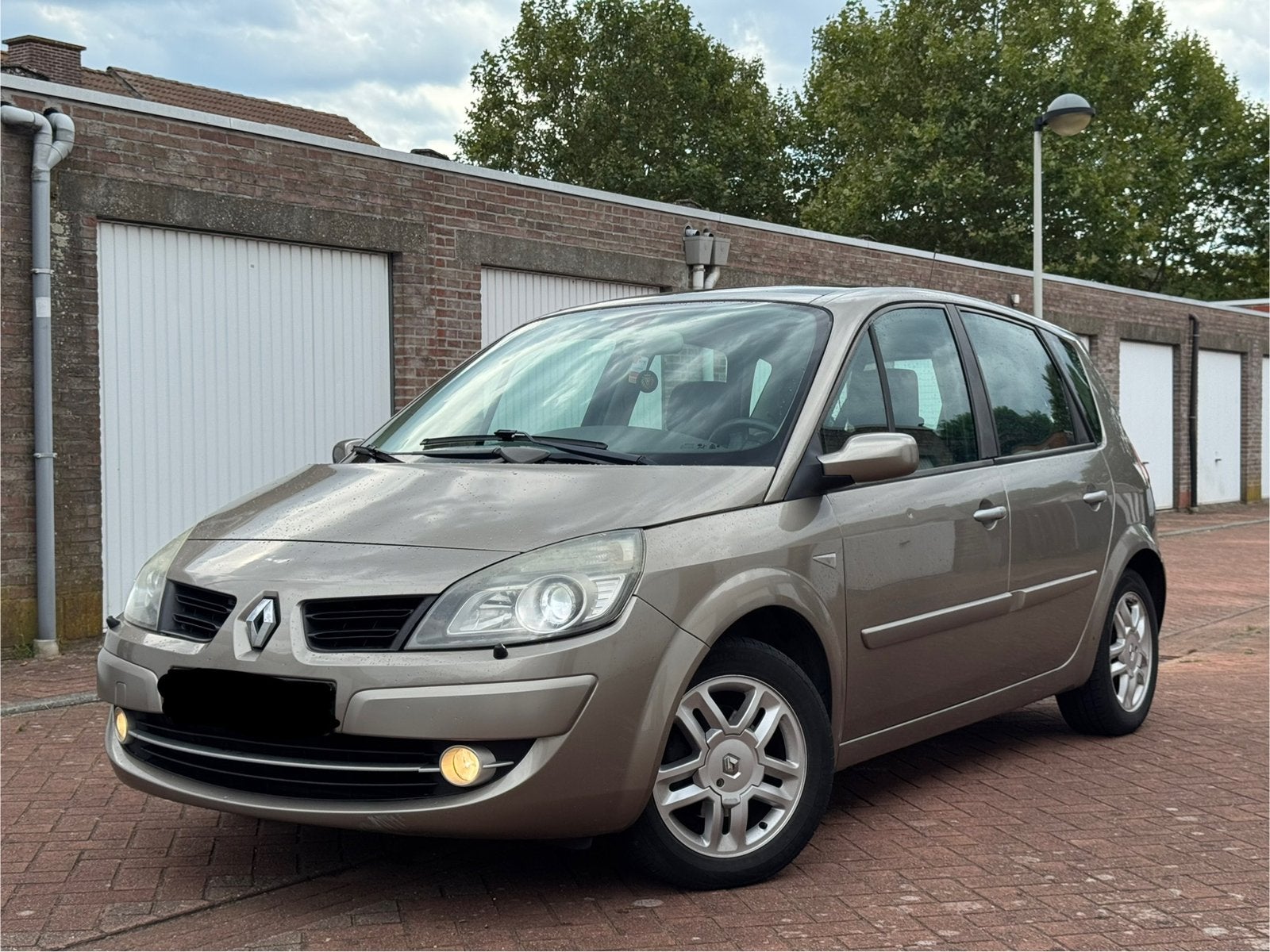 146 500 KM/AUTOMATIQUE/ESSENCE/PANODAK/APPROUVÉ À LA VENTE, Autos, Renault, Argent ou Gris, Achat, 82 kW, Noir