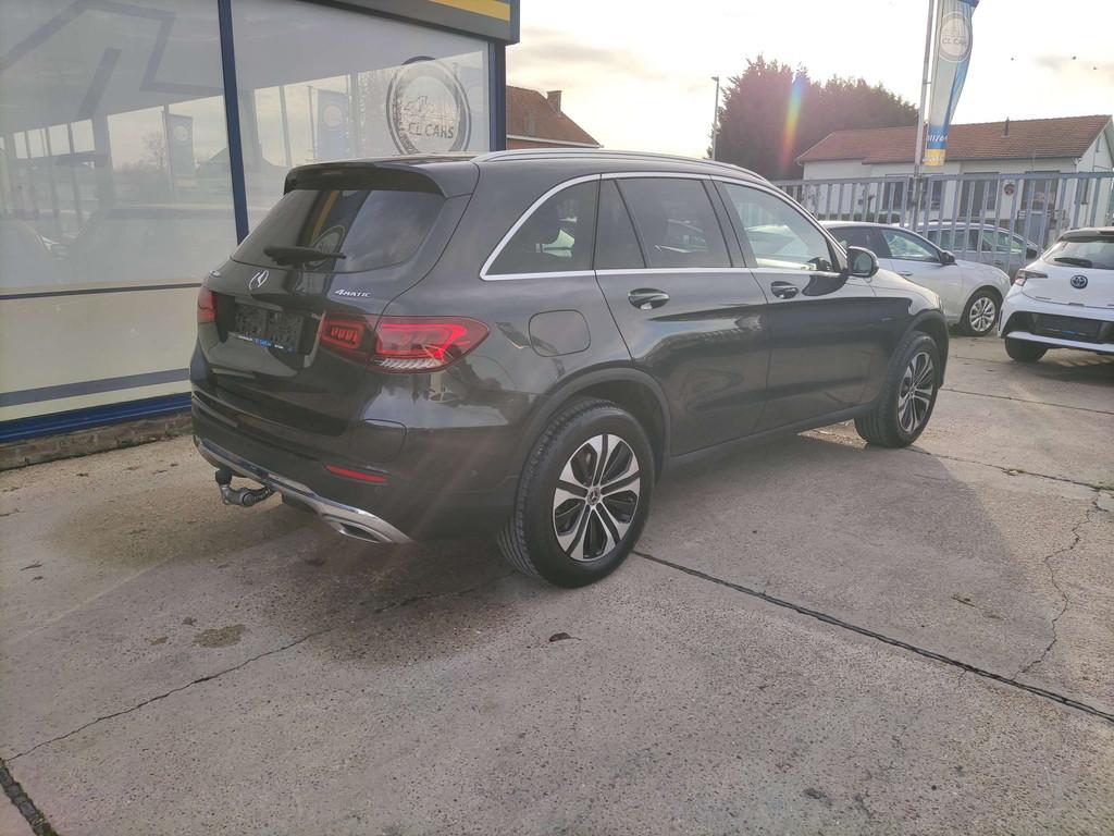 Mercedes-Benz GLC 300 GLC 300 e 4Matic 9G-TRONIC (bj 2021), Auto's, Mercedes-Benz, Automaat, Stof, Gebruikt, Hybride Elektrisch/Benzine
