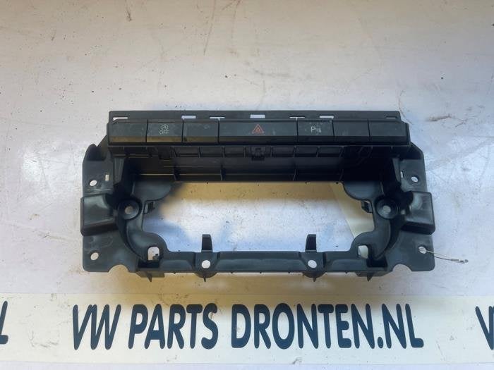 Commutateur éclairage d'urgence d'un Volkswagen T-Roc, Autos : Pièces & Accessoires, Tableau de bord & Interrupteurs, Volkswagen