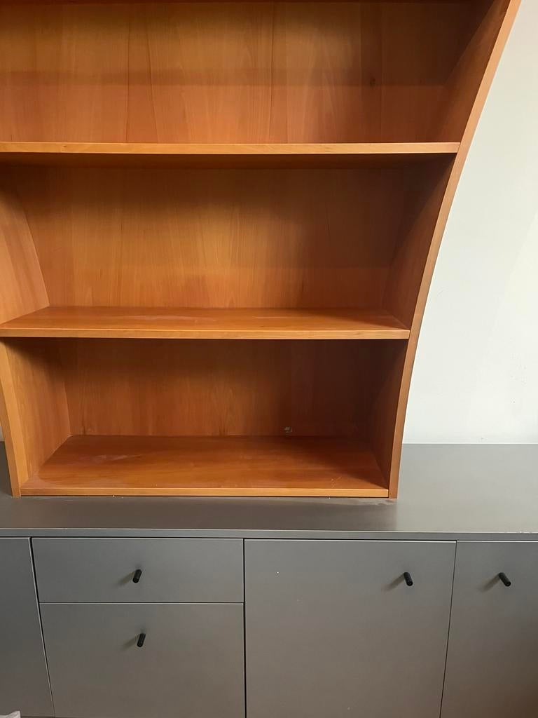 Grote boekenkast, Ophalen, Gebruikt