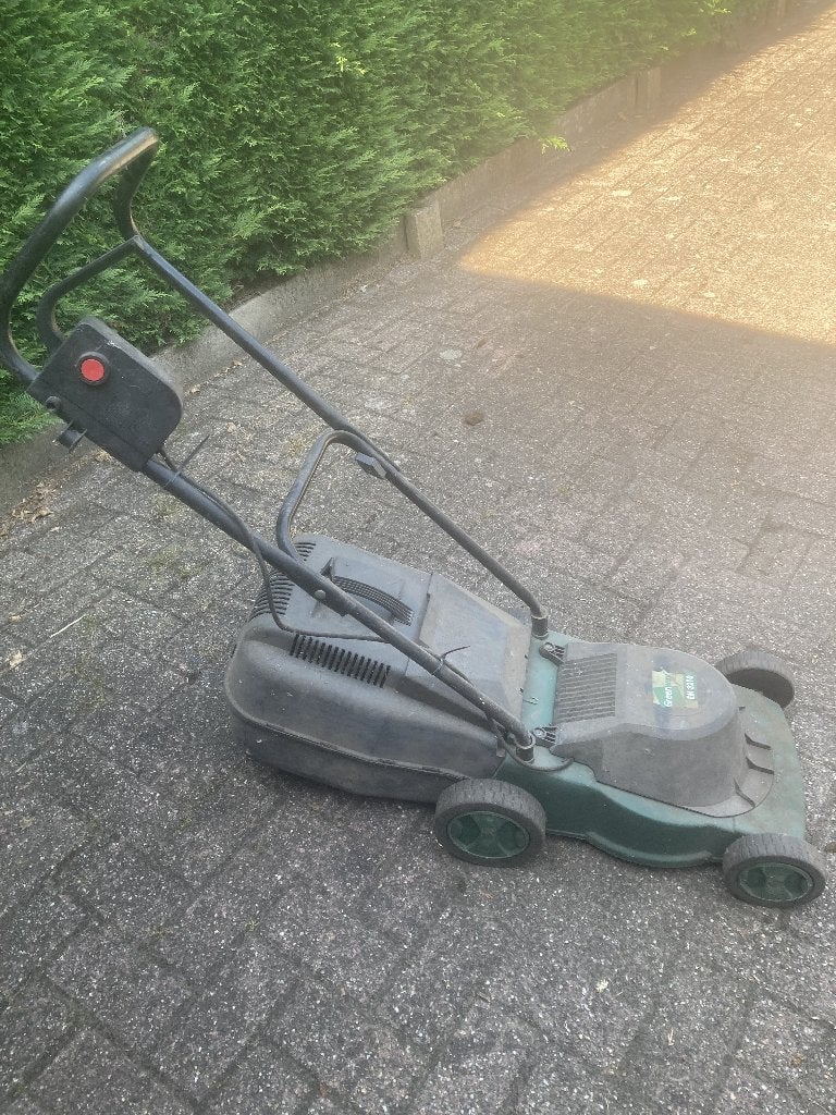 elektrische grasmaaier, Ophalen, Cirkelmaaier, Gebruikt, Elektrische grasmaaier