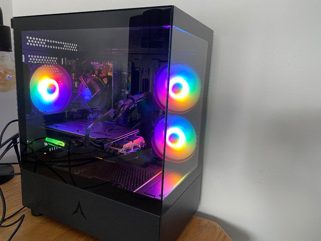 Budget Gaming Desktop: i7-16GB Ram-500G SSD-RTX2060Super 8GB, Computers en Software, Ophalen, Virtual Reality, 512 GB, Zo goed als nieuw