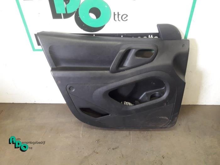 Revêtement portière 2portes gauche d'un Peugeot Partner (P, -, 3 mois de garantie, Utilisé, -