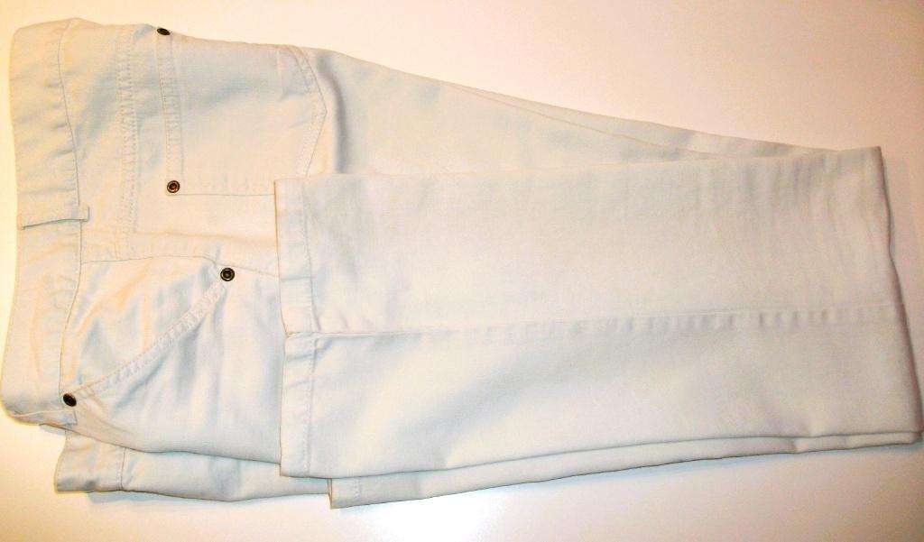 Te koop: Mooie ecru jeansbroek, 38, Kleding | Dames, Spijkerbroeken en Jeans, Ophalen, Gedragen, Wit, W30 - W32 (confectie 38/40)
