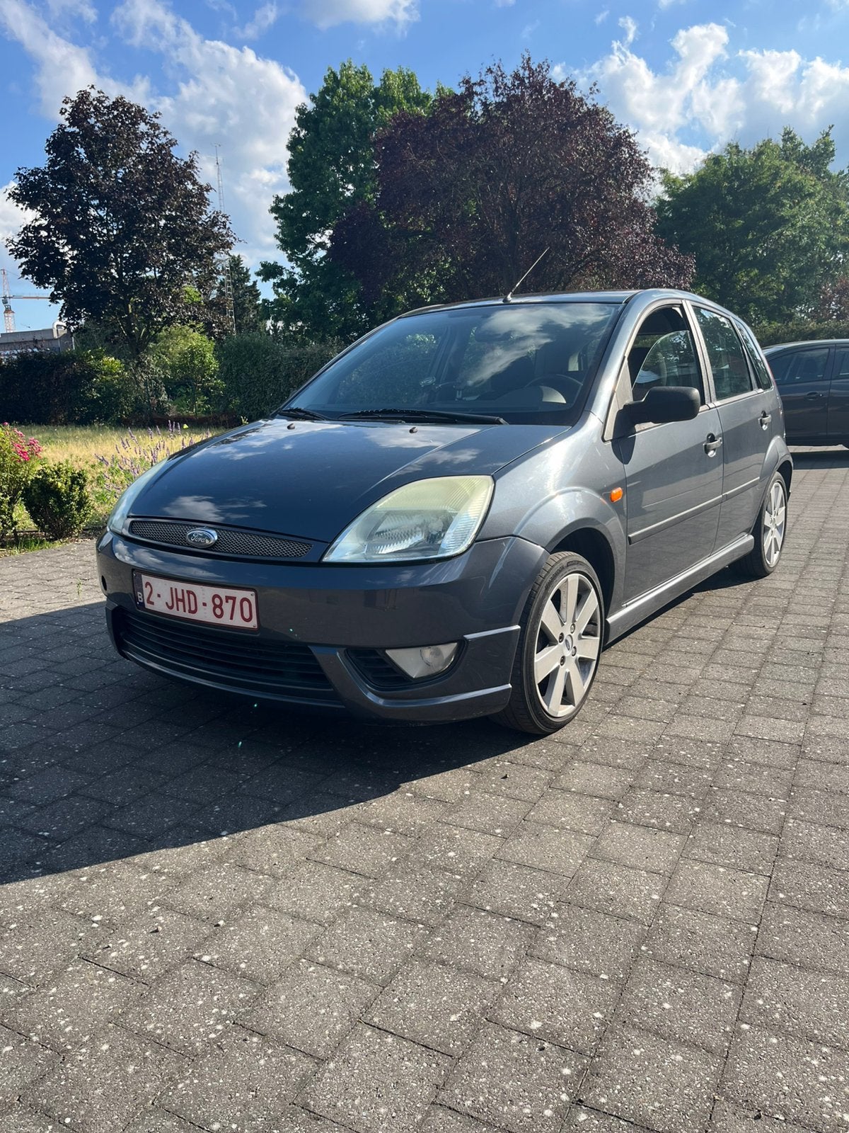 Ford fiesta benzine 1.6 GHİA !sport uitvoering!, Auto's, Ford, Voorwielaandrijving, 4 deurs, Stof, Zwart