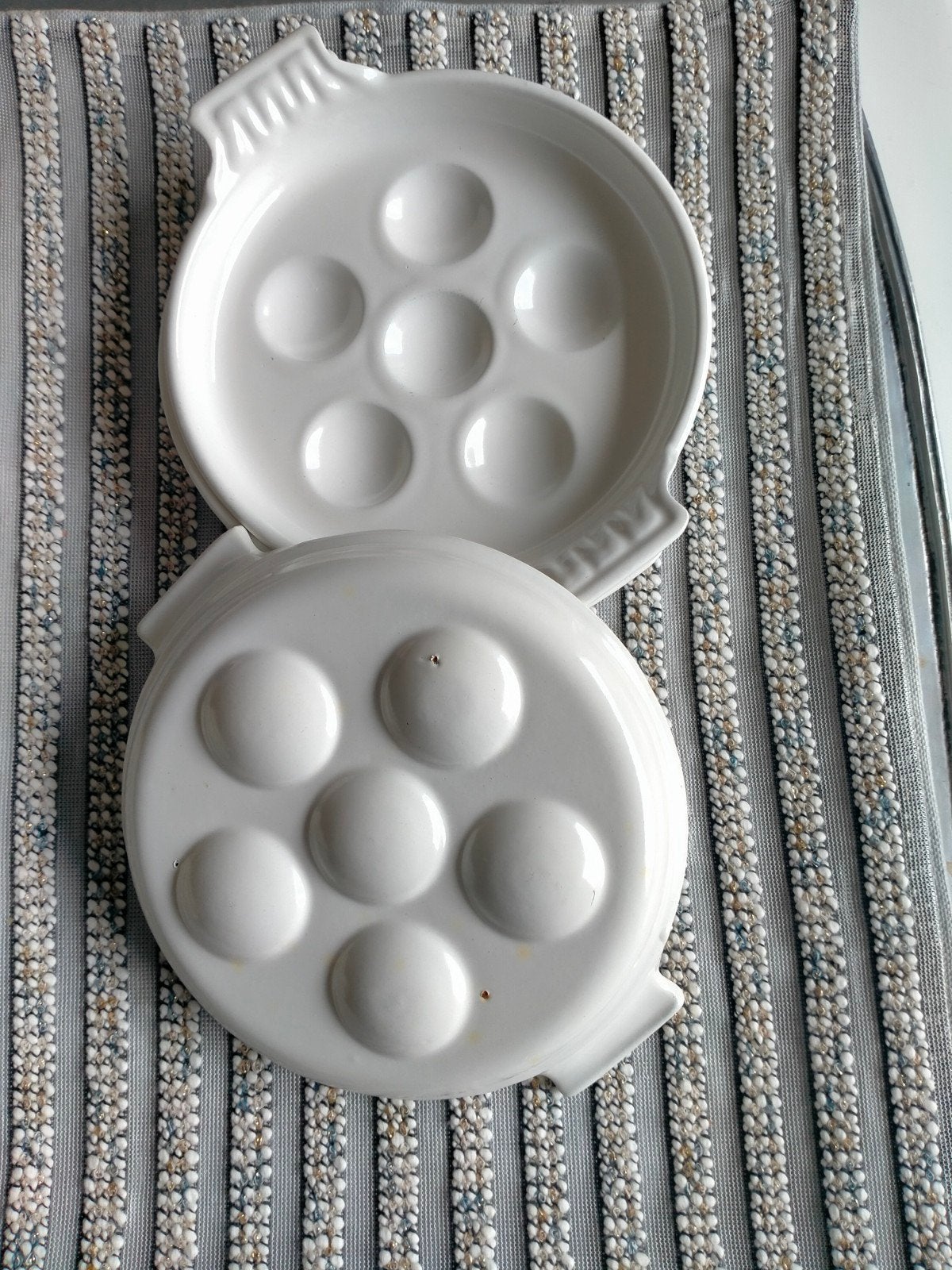 3 gietijzeren escargotbordjes., Ophalen