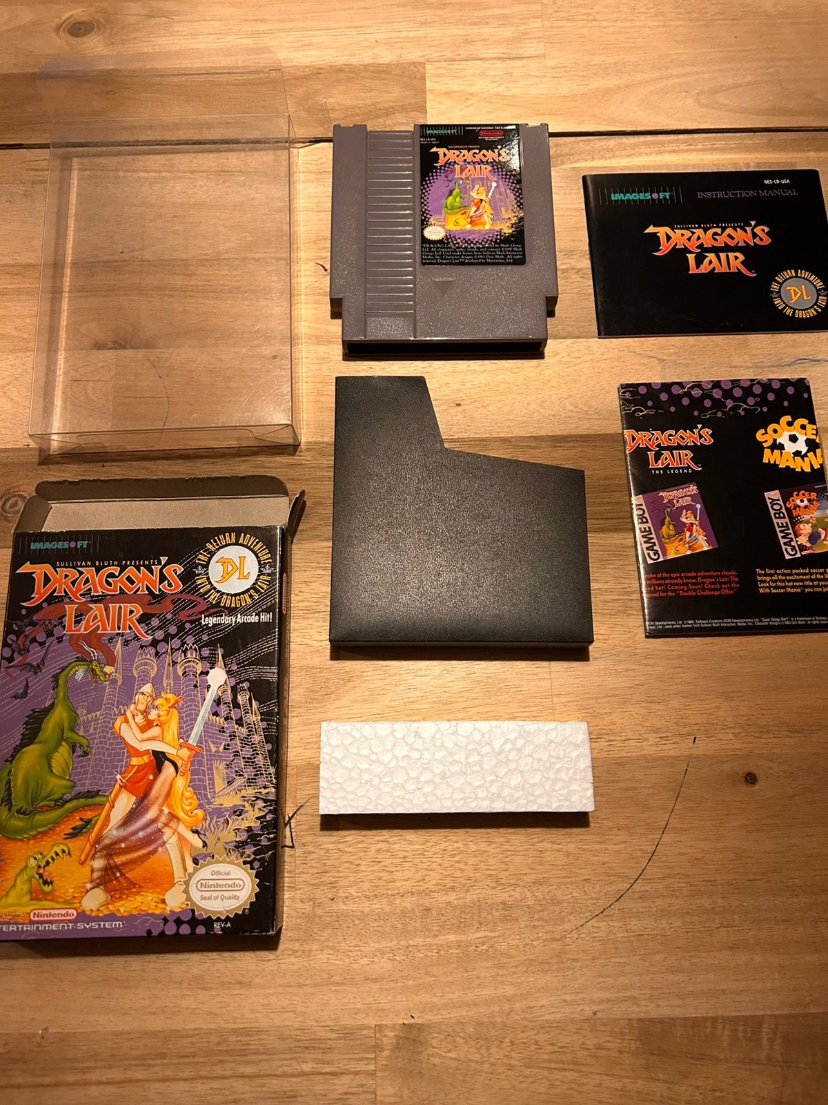Nintendo NES game CIB - Dragon’s lair NTSC, Consoles de jeu & Jeux vidéo, Jeux | Nintendo NES, Enlèvement ou Envoi, Comme neuf