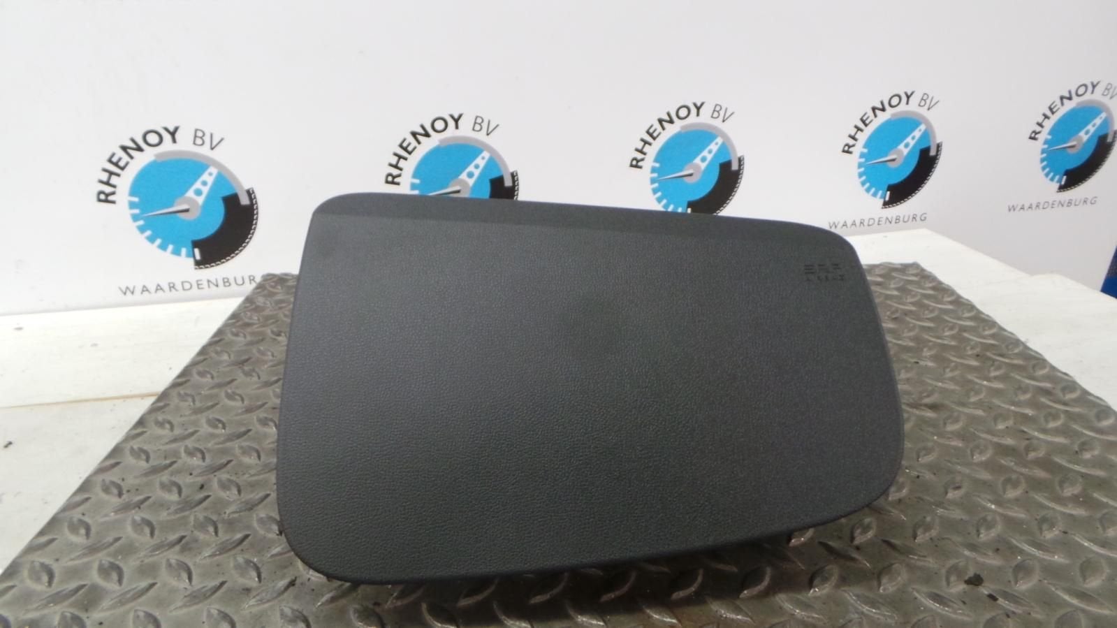 RENAULT CLIO AIRBAG SET 2010, Auto-onderdelen, Ophalen of Verzenden, Gebruikt, Stiba lid
