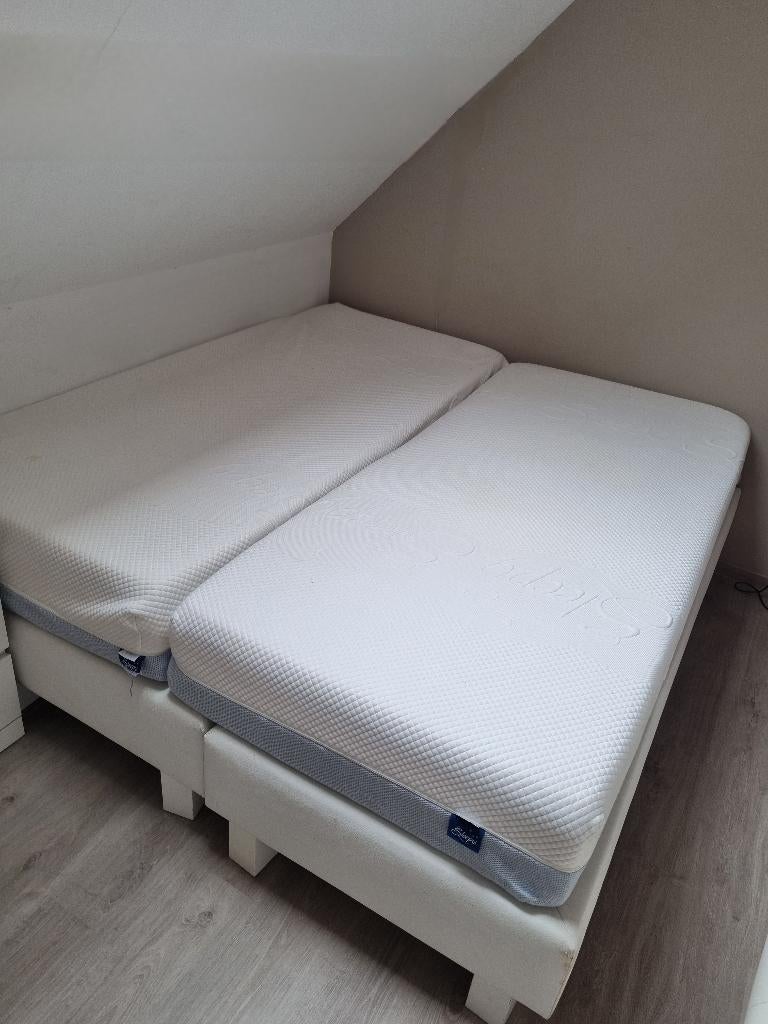 2persoonsbed met matras sleepy, Maison & Meubles, Chambre à coucher | Lits, Enlèvement