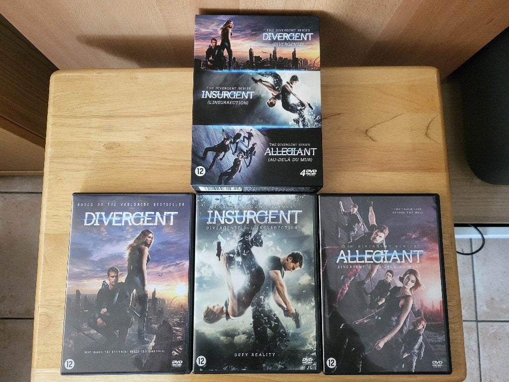 Coffret DVD Divergent (intégrale) 3 films – 4 DVD, Ophalen, Bonusmateriaal, Science Fiction, Nederlands