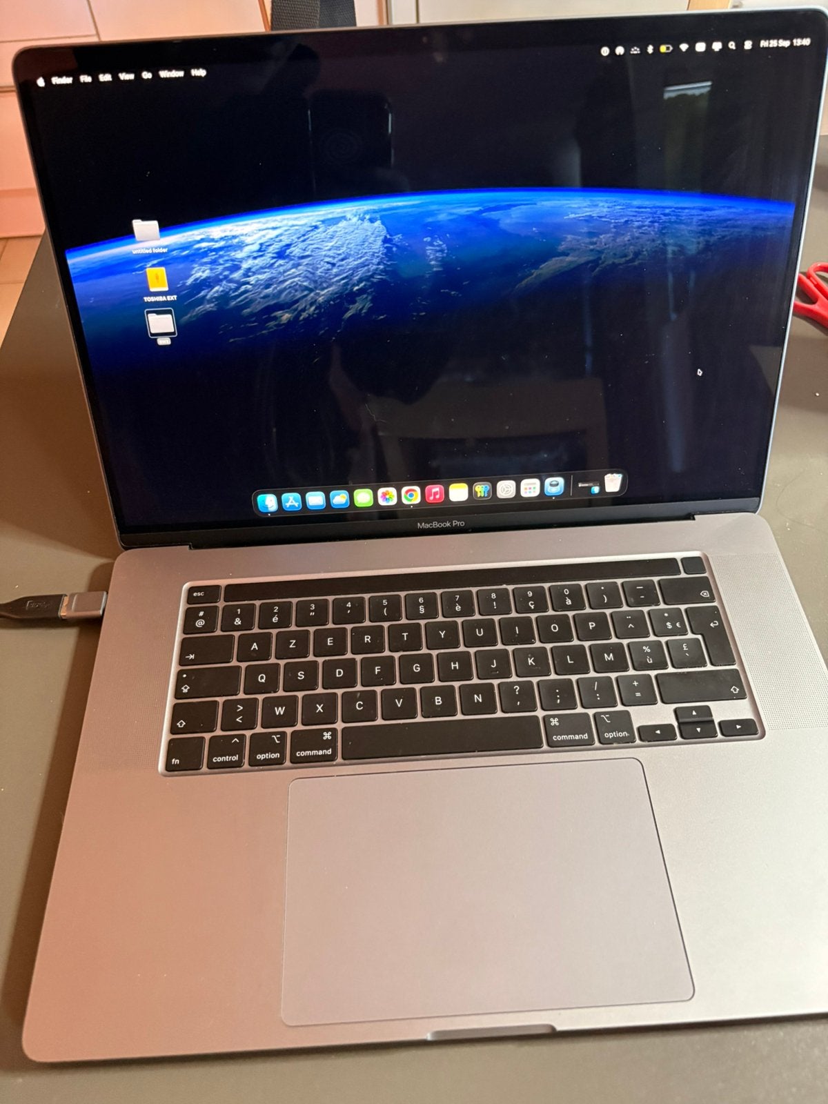 Macbook Pro 2019 16” Radeon, MacBook Pro, 16 pouces, Utilisé, 1 TB ou plus