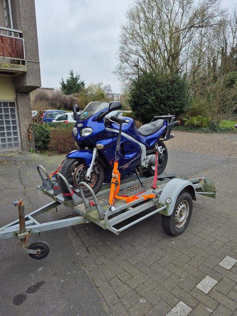 5 x Triumph Sprint ST Moto 4 pièces 955i et 1 ST1050, Occasion, 3 cylindres, Sport, Particulier