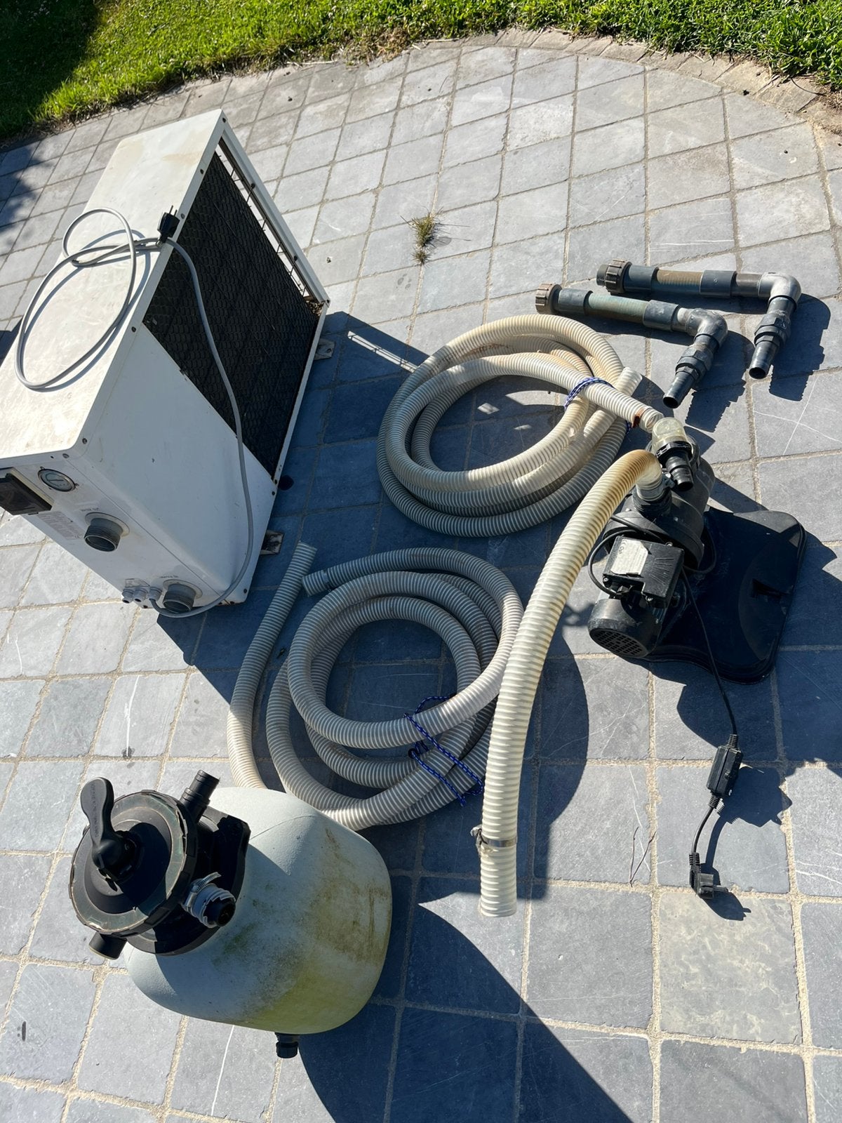Zwembad warmtepomp 9,5 kw met pomp compleet, Ophalen, Zo goed als nieuw