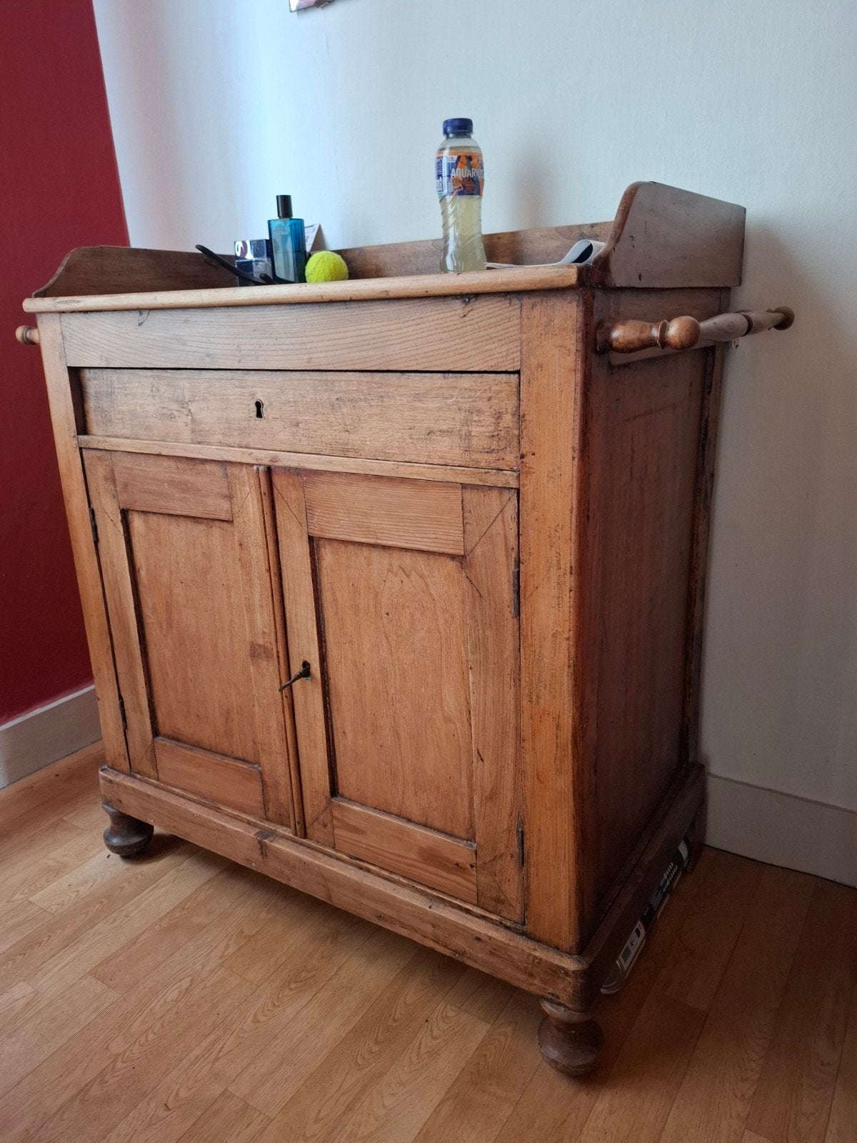 Wastafel kast antiek hout, Ophalen