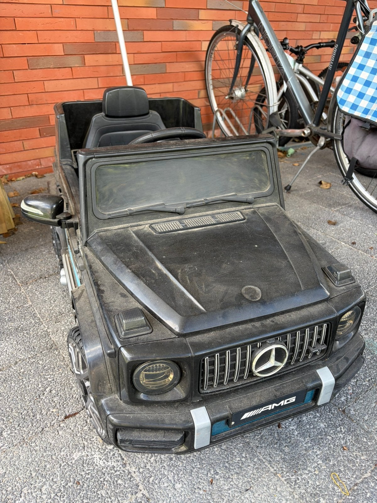 Elektrische auto mercedes (DEFECT!), Gebruikt