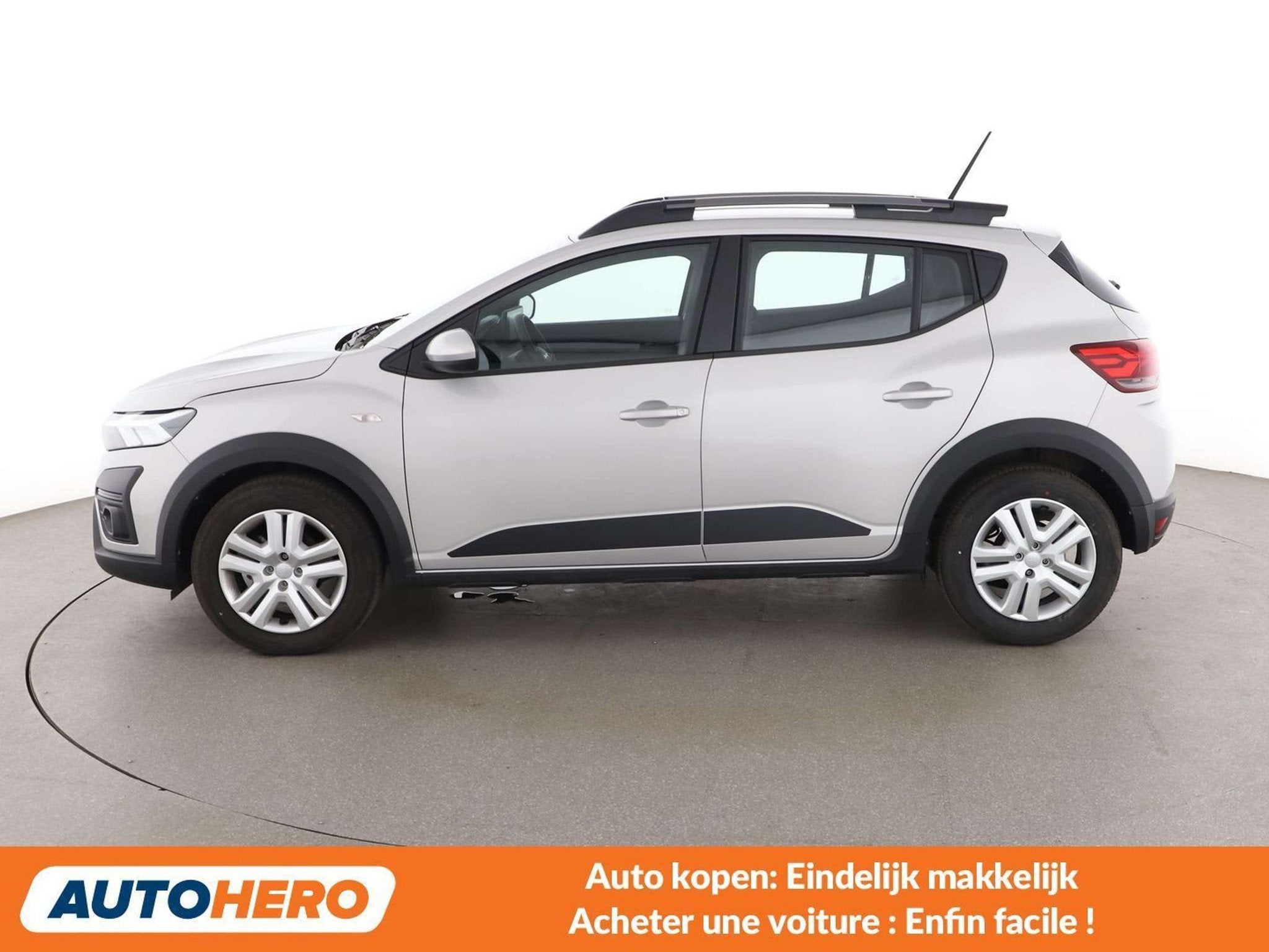 Dacia Sandero 1.0 TCe Stepway Expression (automatique), Autos, Argent ou Gris, Achat, 140 g/km, Euro 6