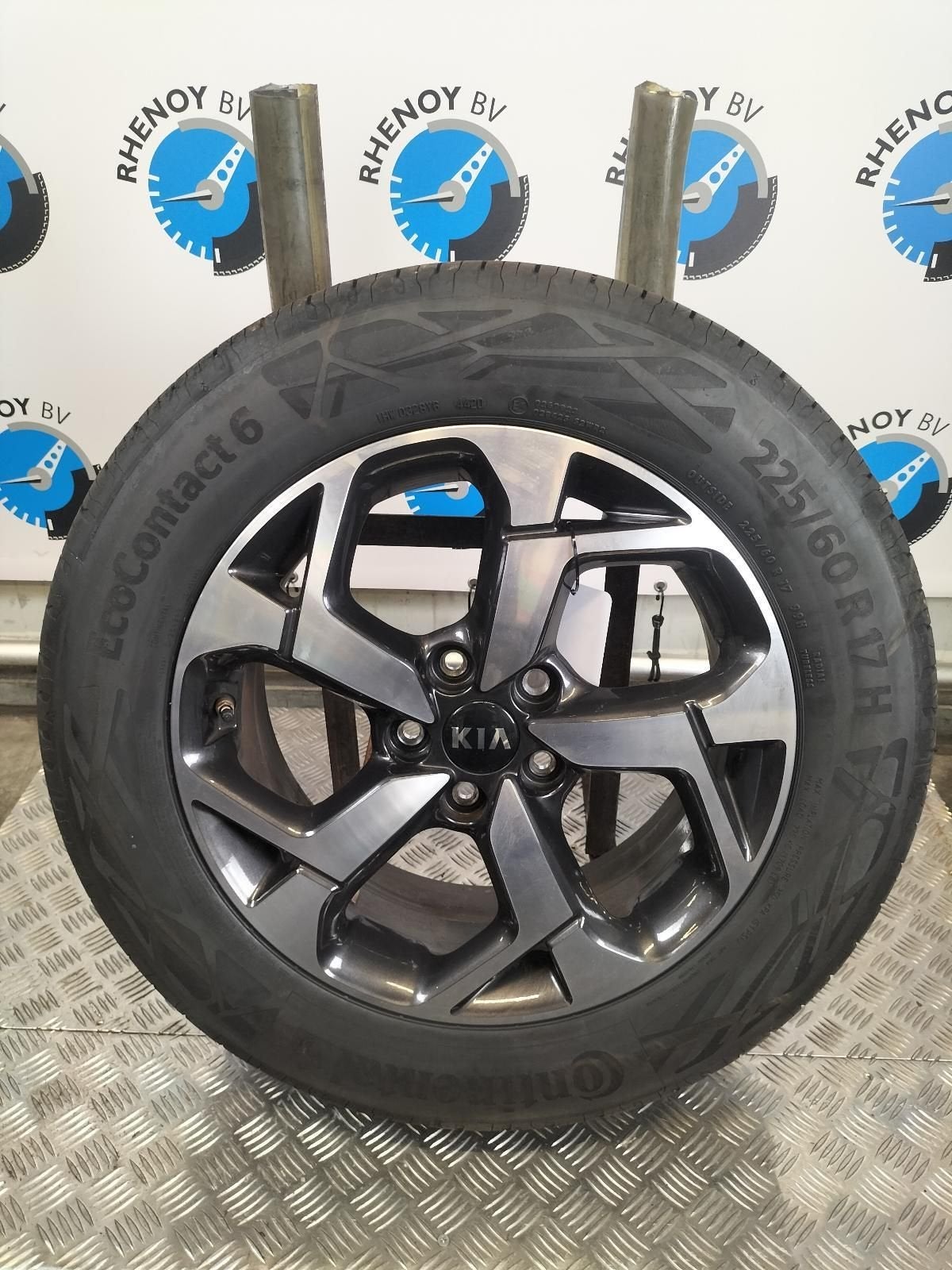 Kia Sportage 2019 velg 225/60 17 Continental 52910F1210, Auto-onderdelen, Gebruikt, -, -, Banden en Velgen