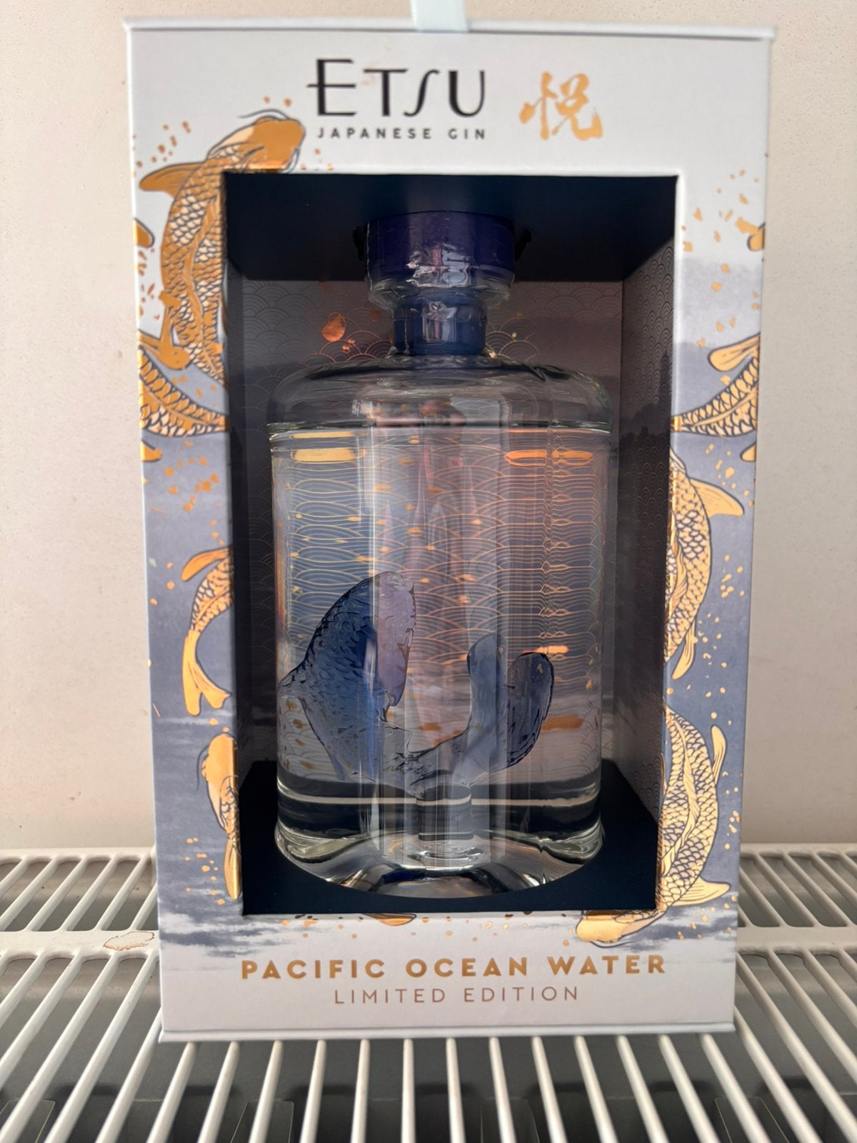 Etsu gin, Ophalen, Zo goed als nieuw