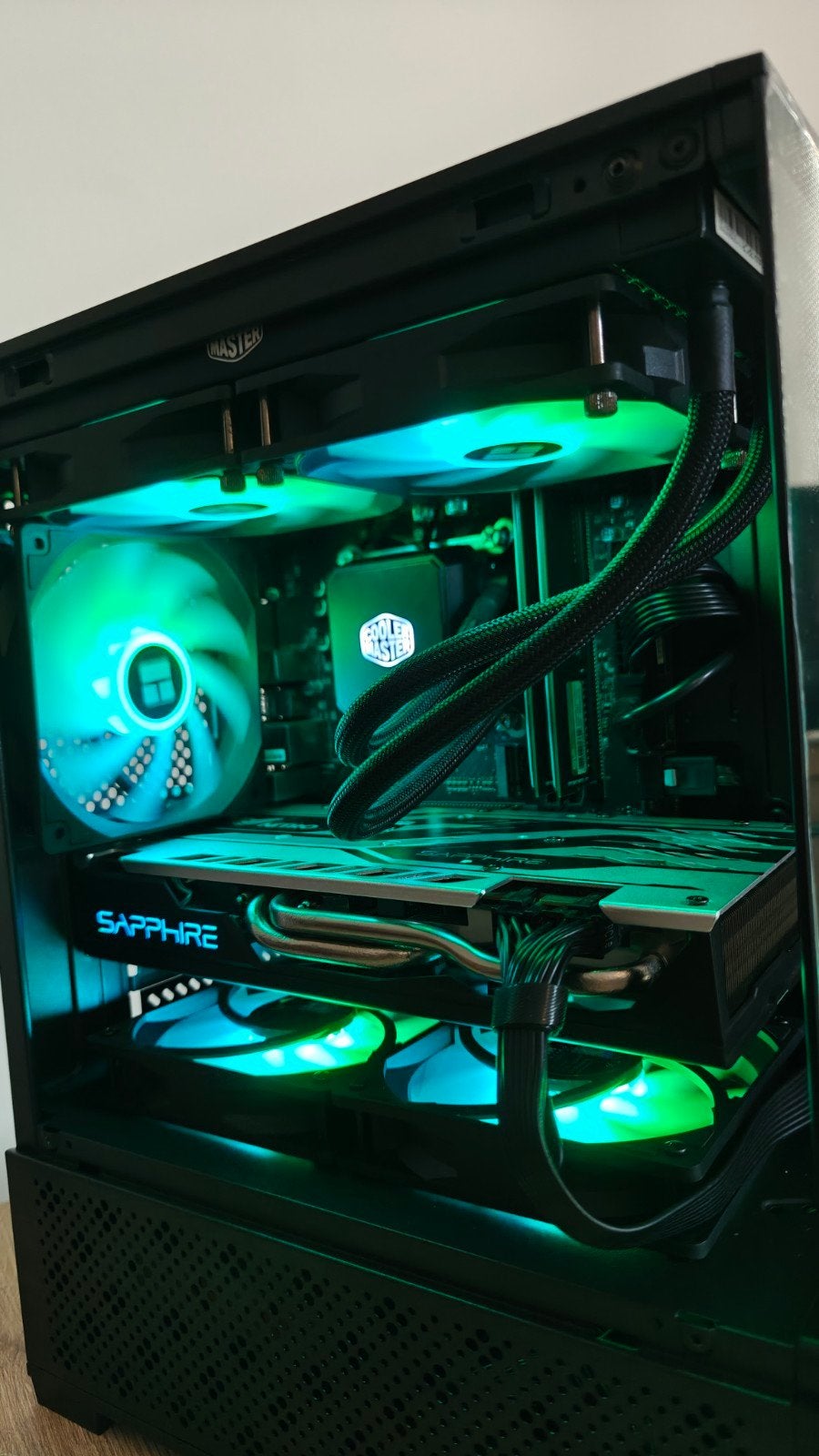 Compacte Gaming PC, Custom Gaming Pc, Virtual Reality, 4 Ghz ou plus, Enlèvement