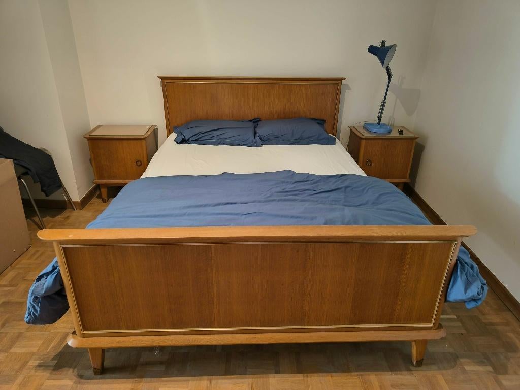 Vintage slaapkamer set – bed, kleerkast en 2 nachtkastjes, Huis en Inrichting, Slaapkamer | Complete slaapkamers, Gebruikt, Tweepersoons