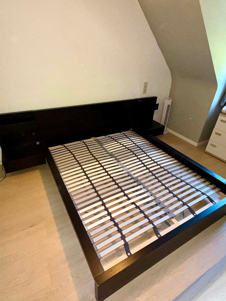 lit double avec tables de chevet, Maison & Meubles, Enlèvement, Utilisé, 200 cm, Bois