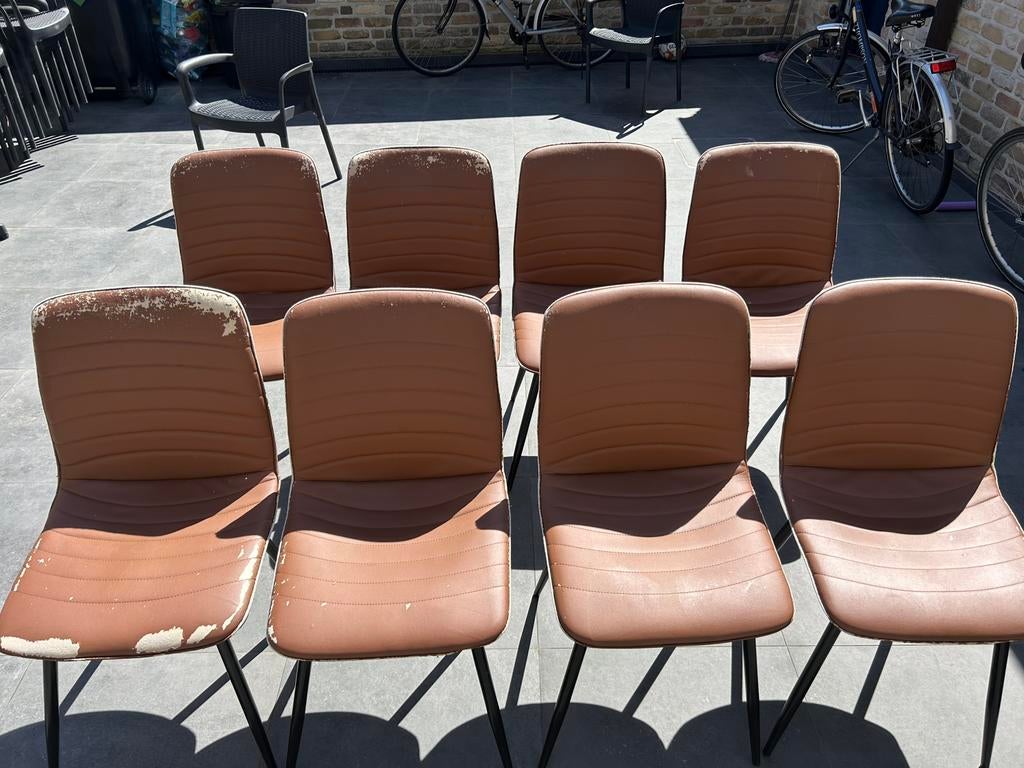 Gratuit : 8 chaises de cuisine brunes, Maison & Meubles, Enlèvement ou Envoi, Utilisé