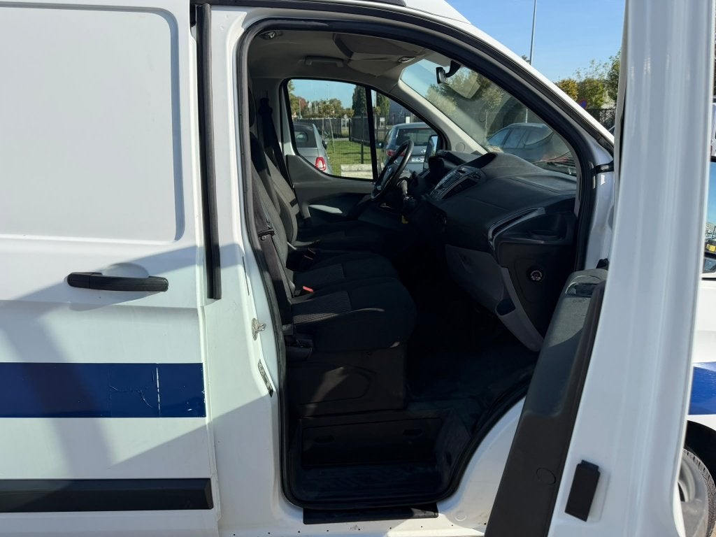 Ford Transit Custom (Stock ID 01445) — 16