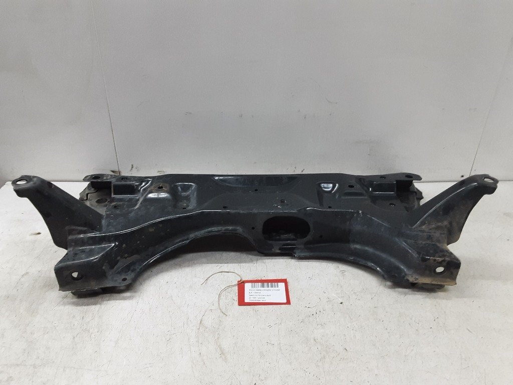 SUPPORT MOTEUR Toyota Yaris III (P13) (01-2010/09-2020), Kundenbetreuung@toyota.de, Toyota, Utilisé, Toyota-Allee 2
50858  Köln, DE