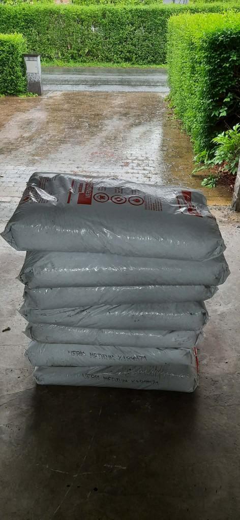 7 sacs de 100 L de vermiculite Nestaan, Bricolage & Construction, Isolation & Étanchéité, Neuf, Isolation de toiture, Enlèvement