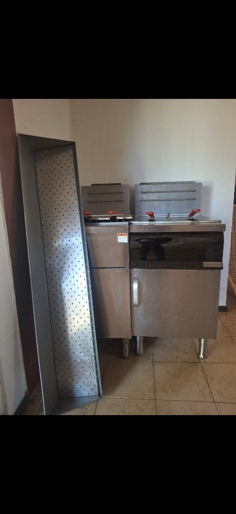 GGM Gastro Fries - frites, égouttoir et paniers inclus, Enlèvement, Utilisé, Cuisinière, Friteuse et Grils