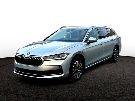 Skoda Superb Combi PHEV Superb Combi Corporate 1,5 TSI iV 11, Auto's, Automaat, Parkeersensor, Hybride Elektrisch/Benzine, https://public.car-pass.be/vhr/480c260e-73f4-40b1-91d6-e916c7ca698e
