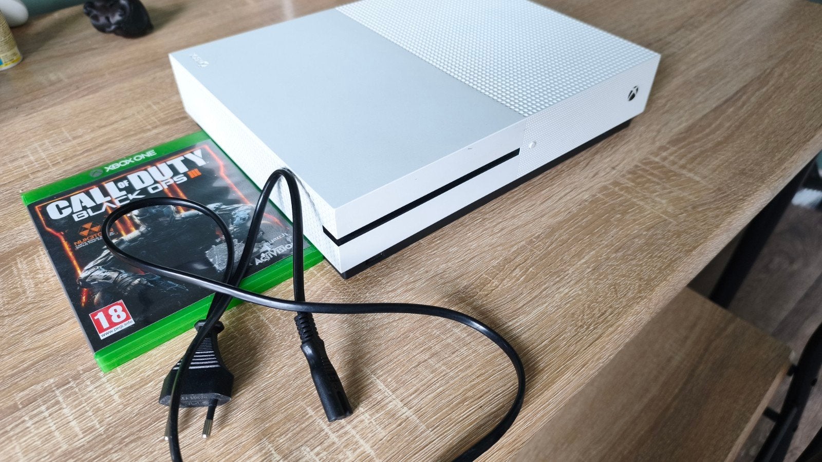 Xbox one s 500gb, Games en Spelcomputers, Spelcomputers | Xbox One, Ophalen, Xbox One