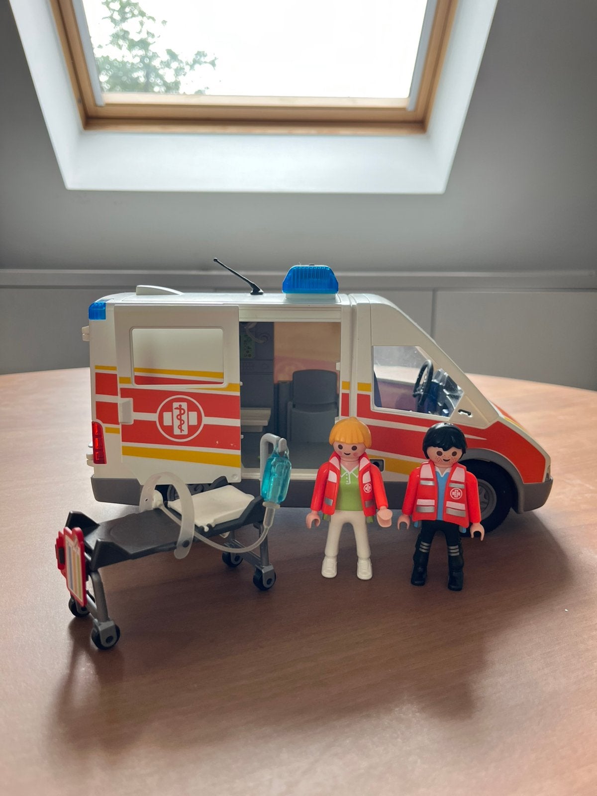 Playmobil ziekenwagen speelgoed, Ophalen of Verzenden, Zo goed als nieuw