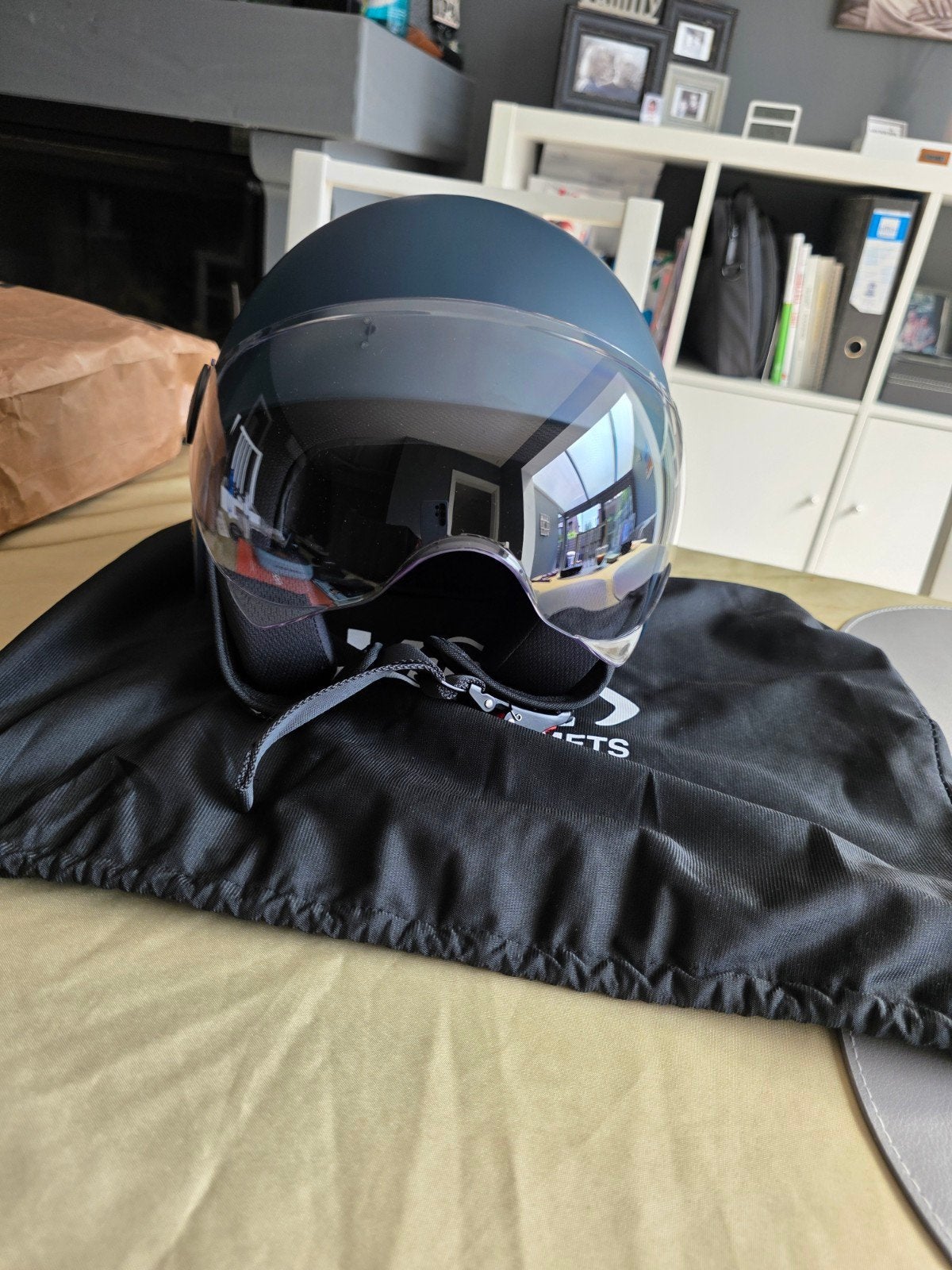 Helm Vinz, donkerblauw, Ophalen