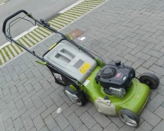 Grasmachine Central Park 150cc benzine zelftrekker NWP 499€, Gebruikt, Benzine-grasmaaier, 50 cm of meer, Ophalen