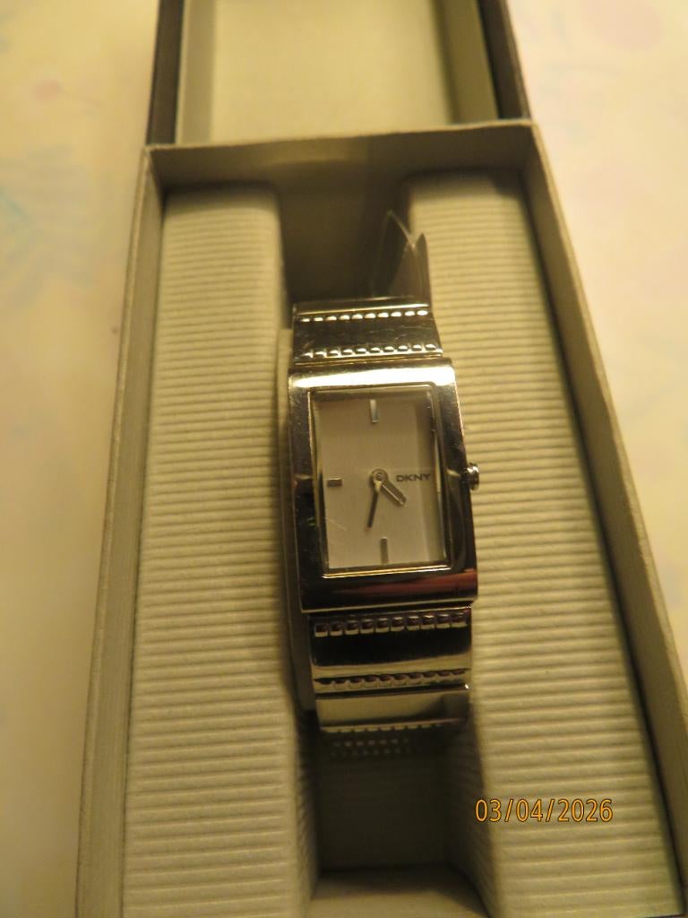 Horloge DKNY, Bijoux, Sacs & Beauté, Montres | Femmes, DKNY, Enlèvement, Autres matériaux, Acier