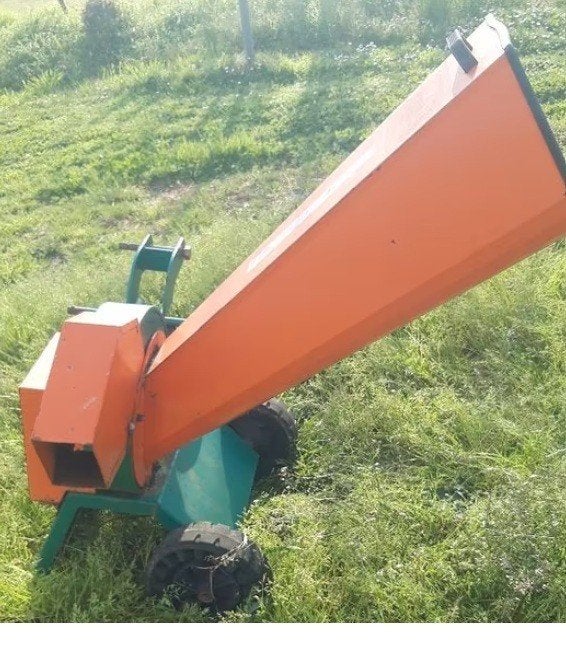 Houthakselaar minitractor, Ophalen, Gebruikt, Benzine