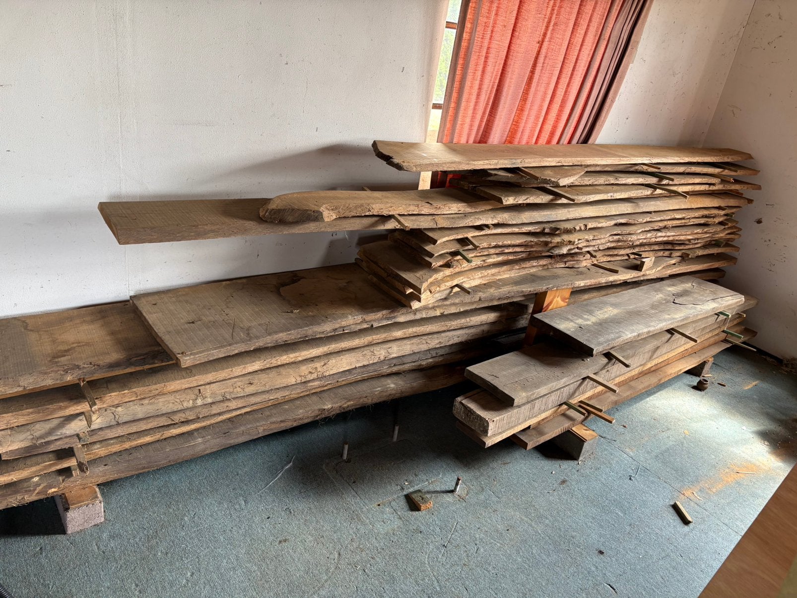 Partij droog hard hout, Doe-het-zelf en Bouw, Hout en Planken, Zo goed als nieuw, Plank, Eiken, Ophalen