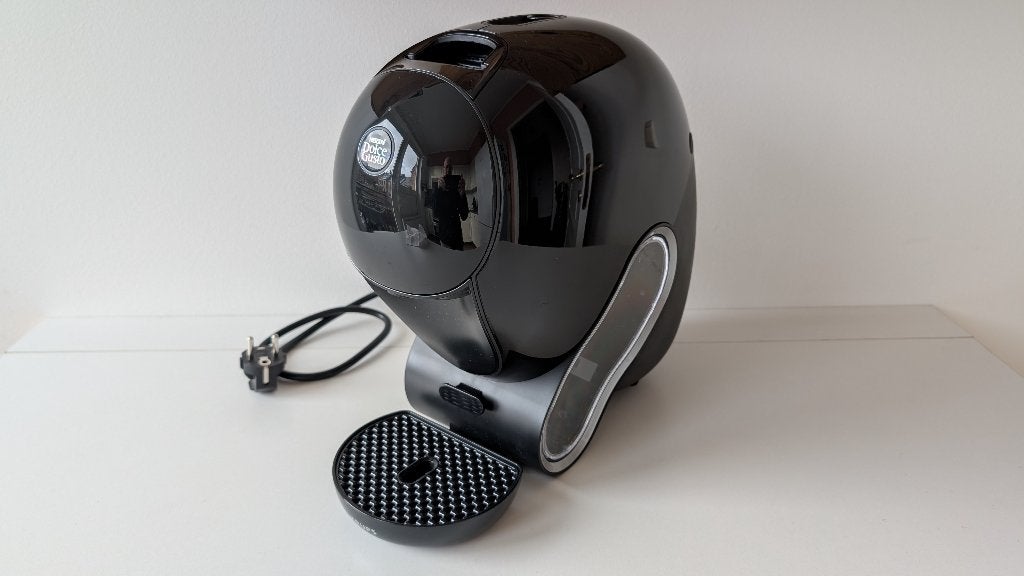 Machine à café Dolce Gusto NEO Caffè Noire, Electroménager, Cafetières, Réservoir d'eau amovible, Dosettes et capsules de café